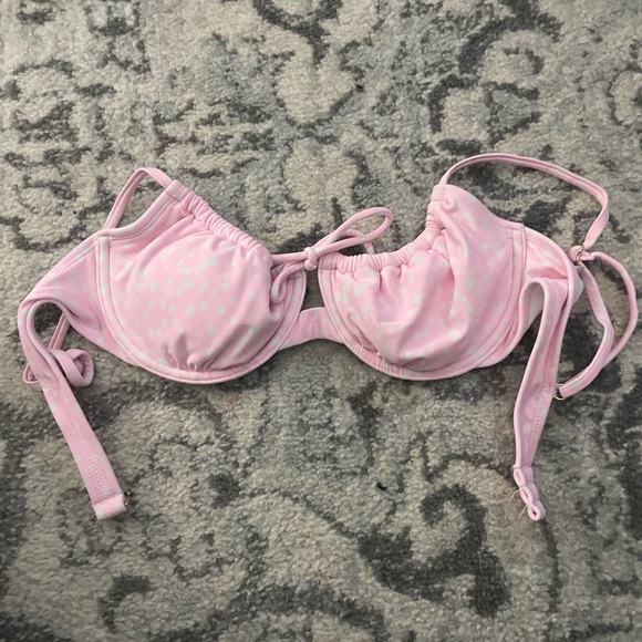 Dotted bikini top! - Picture 1 of 2